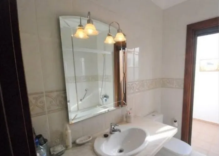 ヴィラ Isa Sea Views