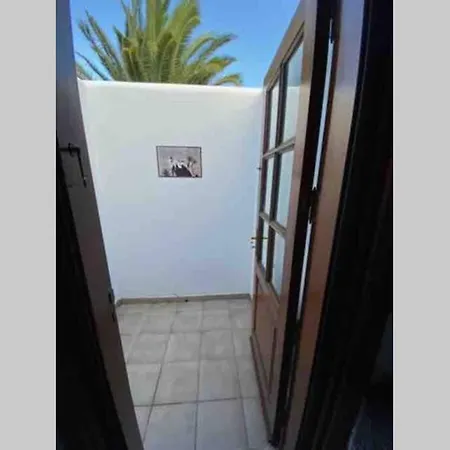 Isa Sea Views וילה *