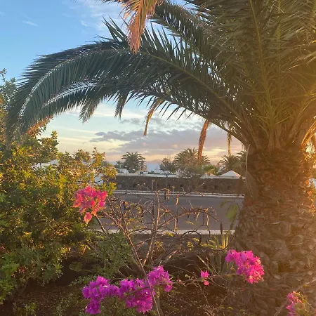 Isa Sea Views וילה *